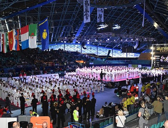 Krośnieńscy karatecy na zawodach we Wrocławiu