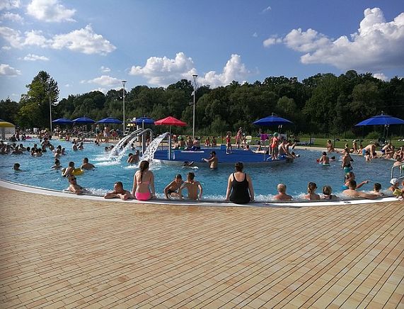 Kompleks basenów Krosno