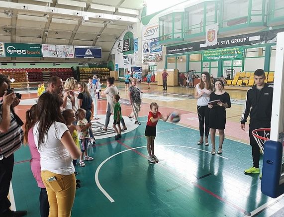 XIII SPORTOWA OLIMPIADA INTEGRACYJNA DLA PRZEDSZKOLAKÓW