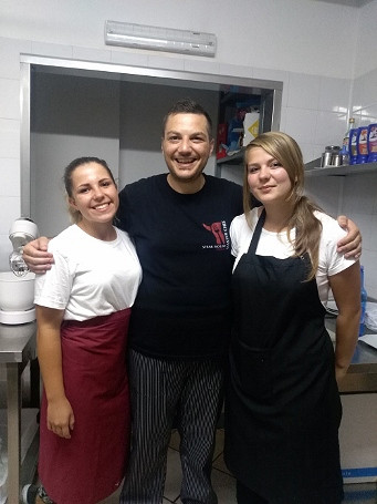 Do Europy po wiedzę i doświadczenie zawodowe wyruszyła grupa uczniów i nauczycieli ZSP Nr 2 w Krośnie - zdjęcie w treści nr 3