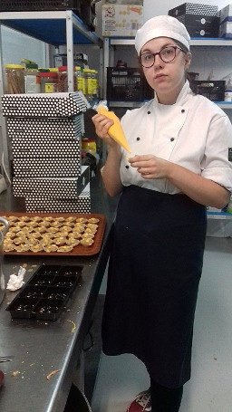 Do Europy po wiedzę i doświadczenie zawodowe wyruszyła grupa uczniów i nauczycieli ZSP Nr 2 w Krośnie - zdjęcie w treści nr 2