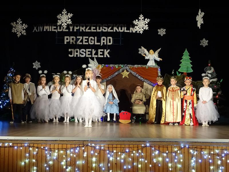 XIV Miedzyprzedszkolny Przegląd Jasełek - zdjęcie w treści 