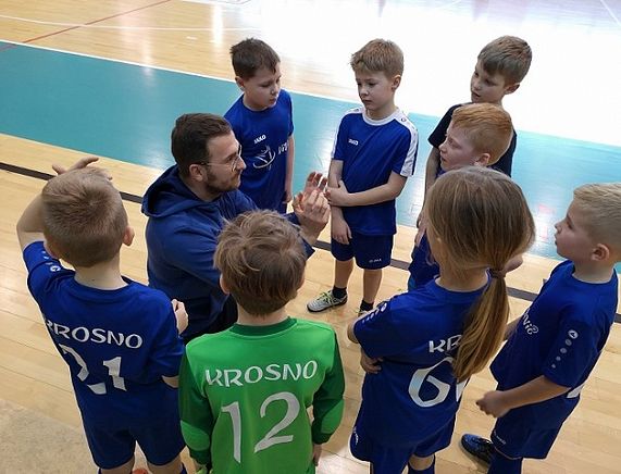 Turniej piłki nożnej chłopców i dziewczynek