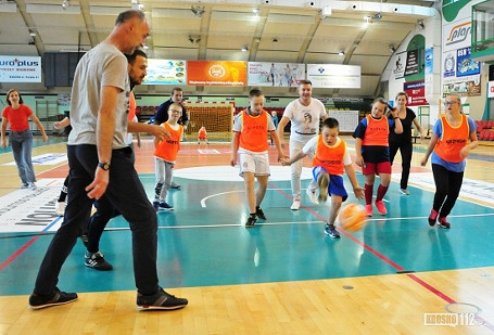 Przygoda z piłką nożną w obiektach MOSiR Krosno - zdjęcie w treści nr 2