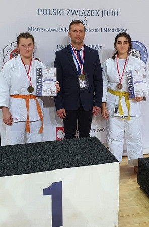 Sukces zawodniczek UKS SKORPION Judo Krosno - zdjęcie w treści
