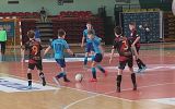 Mecz piłki nożnej halowej podczas Turnieju Finałowego Młodzieżowych Mistrzostw Podkarpacia w Futsalu