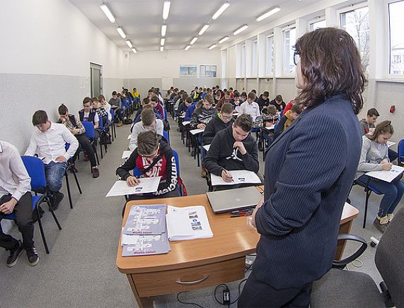 Finał VII Konkursu Wiedzy Technicznej i Motoryzacyjnej - część teoretyczna