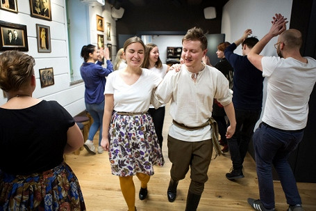 Zakończmy hucznie i z ludowym przytupem karnawał w Etnocentrum! - zdjęcie w treści  nr 1