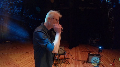 KONCERT „AFRYKAŃSKI ŚNIEG” (KWARANTANNA LIVE): ROBERT LENERT I GRZEGORZ PRZEPIÓRA - zdjęcie w treści 