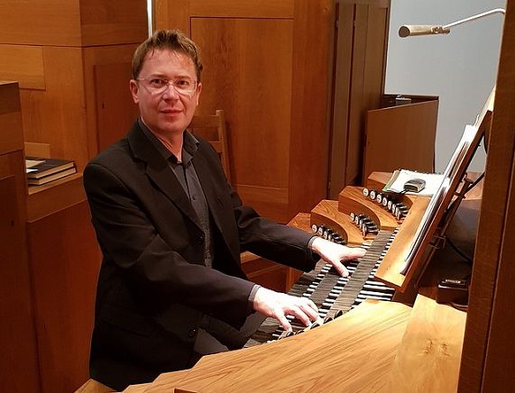 RCKP Letnie koncerty w świątyniach 2020, Dariusz Bąkowski-Kois