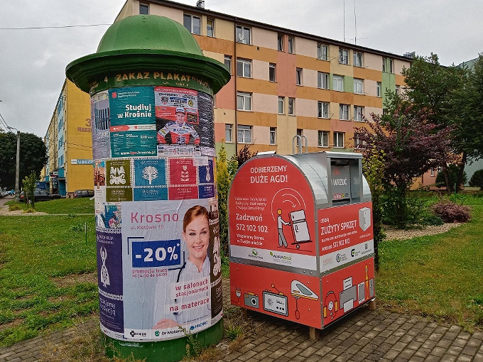 Czerwone pojemniki już w Krośnie! - zdjęcie w treści
