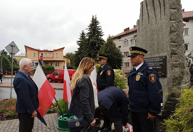 Samorządowcy uczcili rocznicę wybuchu II wojny światowej - zdjęcie w treści 