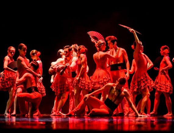 RCKP Carme(n)love w choreografii Małgorzaty Ziółkowskiej- fot. Bartosz Kruk- Kielecki Teatr Tańca (4) - Kielecki Teatr Tańca