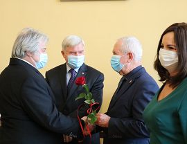 Uroczystość wręczenia Medali za Wieloetnią Służbę