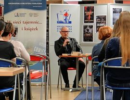 Robert Małecki w Krośnieńskiej Bibliotece Publicznej