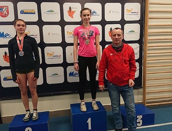 Monika Moskal na najwyższym stopniu podium