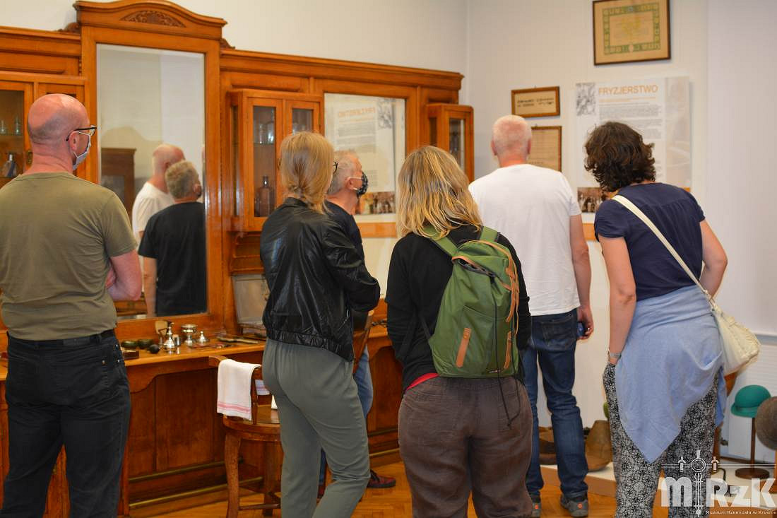 Czas z tym skończyć! – Muzeum Rzemiosła w Krośnie zaprasza na NOC MUZEÓW - zdjęcie w treści  nr 1