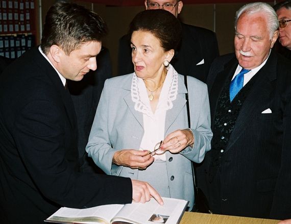 Karolina Kaczorowska w Krośnie w 2002 r.