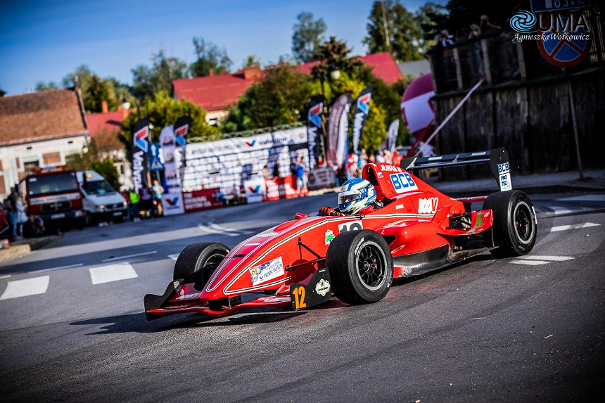 fot - UMA_Agnieszka Wołkowicz _2 (860x573).jpg [324.86 KB]