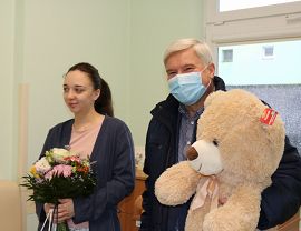 Prezydent z wizytą u Pierwszej Krośnianki urodzonej w 2022 r