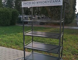 Regał na zniczeprzeznaczone do ponownego użycia
