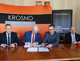 Podpisanie umowy na budowę łącznika drogowego Krosna do S19