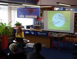 Konferencja w bibliotece