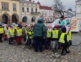 Happening antysmogowy na krośnieńskim runku