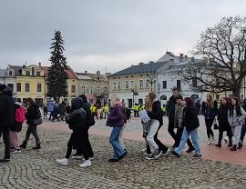 Happening antysmogowy na krośnieńskim runku