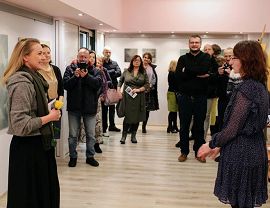 Malarstwo Joanny Dyląg-Faliszek - wystawa w bibliotece