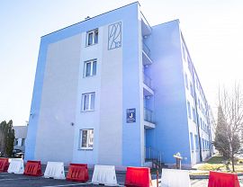 Ściana budynku J Politechniki Rzeszowskiej, na której ma powstać mural (fot. Beata Motyka, Politechnika Rzeszowska)