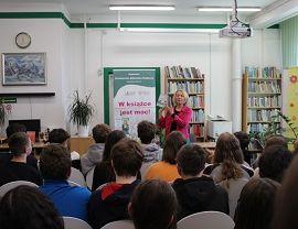 Ewa Nowak o pisaniu - spotkanie w KBP