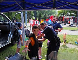 Bezpieczne wakacje  - Dzieci w parku (32).jpg