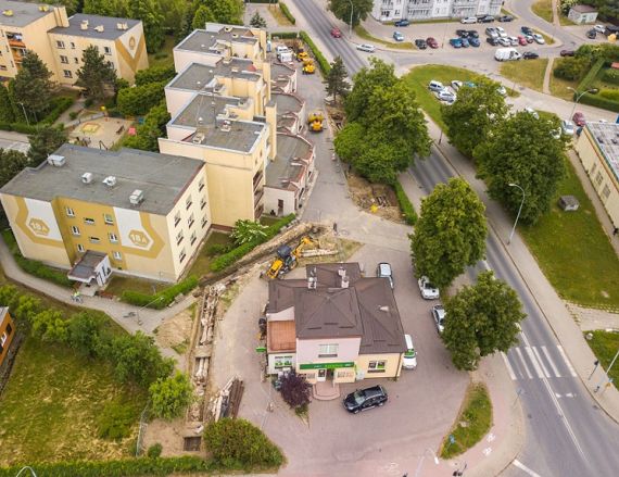 3. Bloki mieszkalne w Krośnie - widok z drona (3).jpg