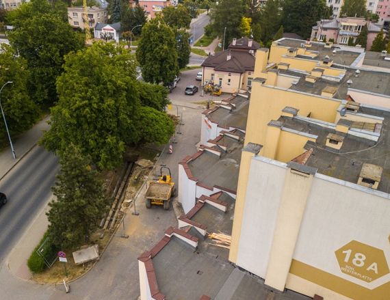 4. Bloki mieszkalne w Krośnie - widok z drona (4).jpg