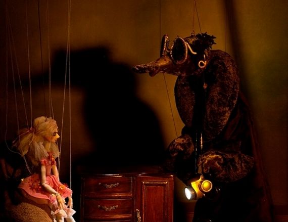 Scena ze spektaklu Calineczka - Teatr Scena Królewska