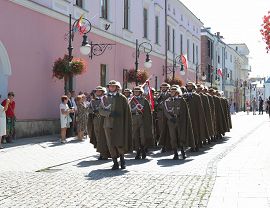 Pod pomnikiem Marszałka i defilada (20) (1020x680).jpg