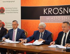 Konferencja prasowa - podpisanie umowy na dofinansowanie zakupu autobusów elektrycznych