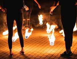 08. Teatr Strach Warsztatowicze Fireshow fot. Organizatorzy