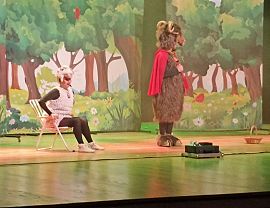 Widowisko ekologiczne Wywrócona Bajka o Kapturku