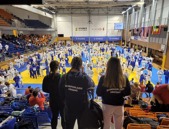 Krośnieńskie judoczki na zawodach w Brnie
