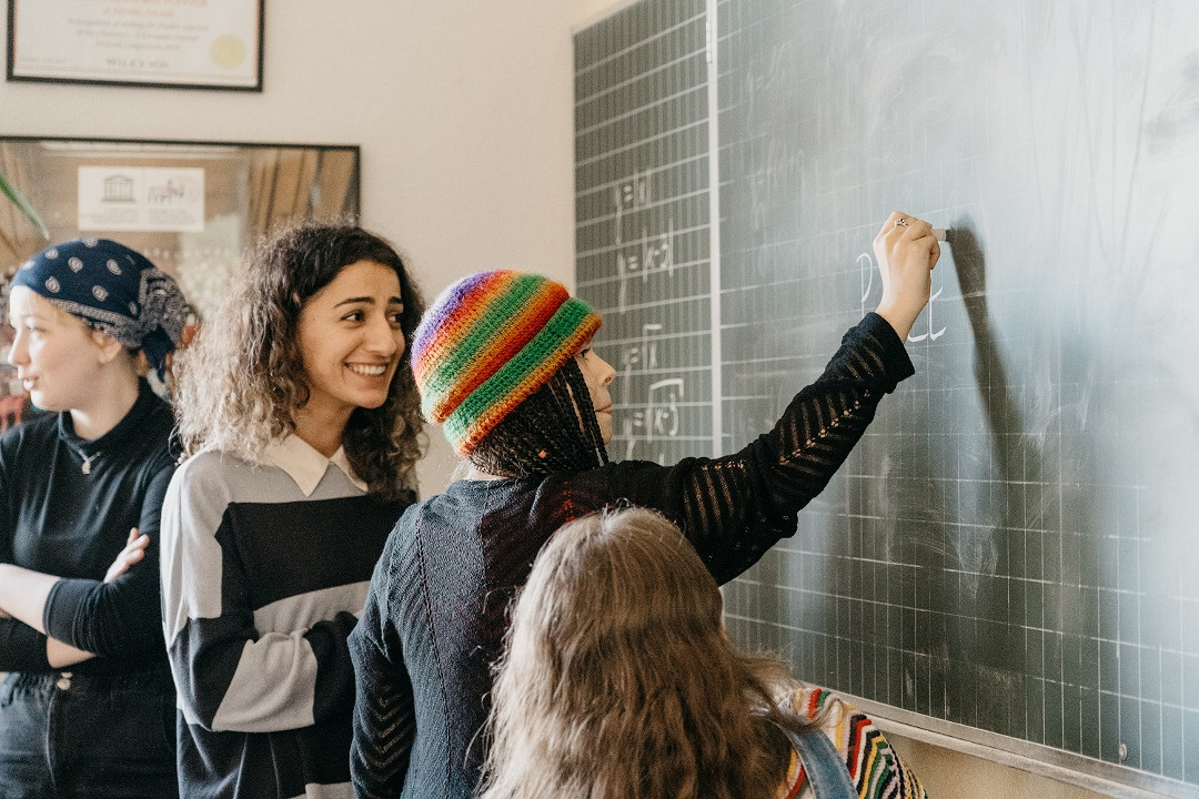 Ferie językowe z wolontariuszkami europejskimi (2).jpg [468.56 KB]