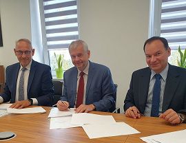 Podpisanie umowy na dofinansowanie ze środków Podpisanie umowy na dofinansowanie ze środków WFOŚiGW
