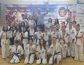 Zawodnicy Klubu Kyokusin Karate Krosno na zawodach