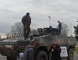 Pokaz sprzętu wojskowego (2).jpeg