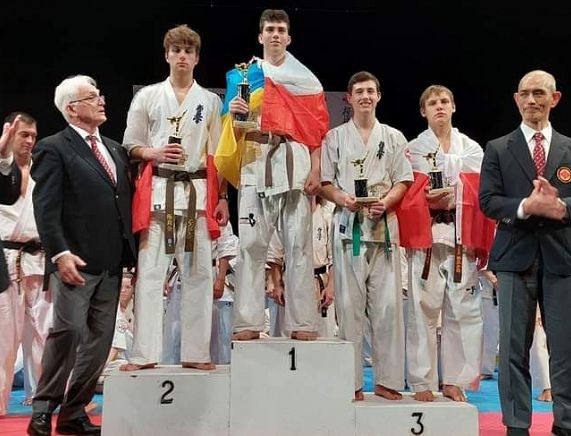 Aleks Łączak na zawodach w USA