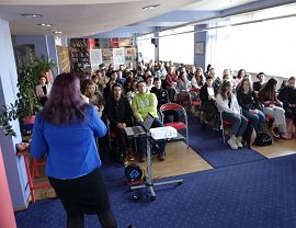 Natalia Kościńska na wykładzie