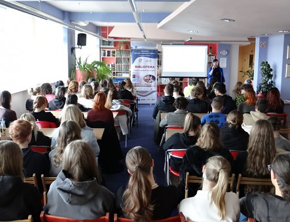 Natalia Kościńska na wykładzie