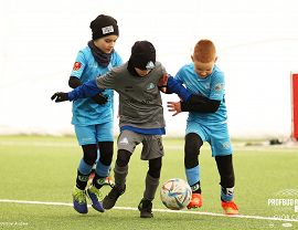 Rozgrywki turnieju PROFBUD Arena Cup o Puchar Glob Cars