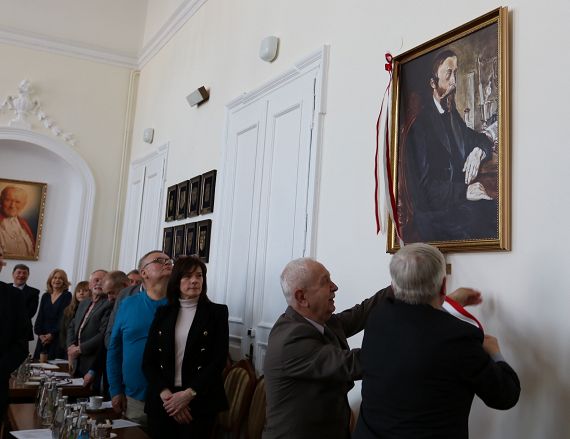 Odsłonięcie obrazu Ignacego Łukasiewicza